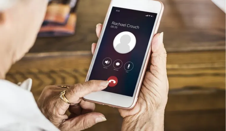 cell phone call screen